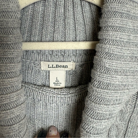 L.L. Bean Gray Cable Knit Turtleneck Sweater Women’s Size Large 100% Cotton - Picture 4 of 10